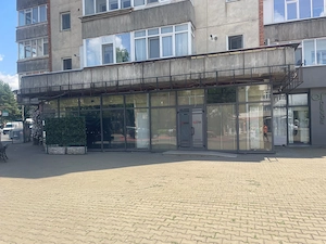 Spațiu comercial de închiriat   zona Podu de Fier, Iași - 112mp cu 24 Euro mp