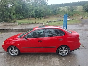 Vând Seat Cordoba  - imagine 2