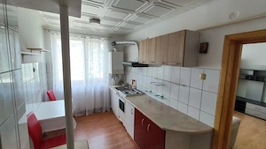 Închiriez apartament 2 camere semidecomandat 