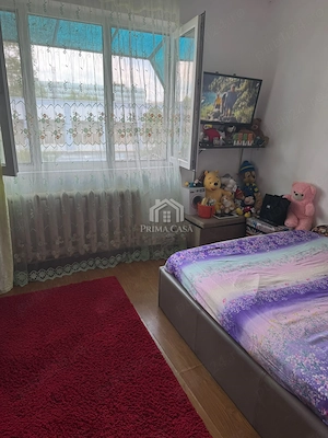 Camera de camin cu baie proprie   zona Brosteni Contactoare   etaj 2   cu imbunatatiri   - imagine 8