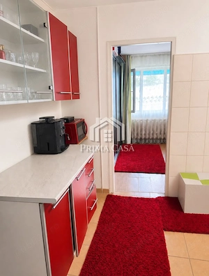 Camera de camin cu baie proprie   zona Brosteni Contactoare   etaj 2   cu imbunatatiri   - imagine 3