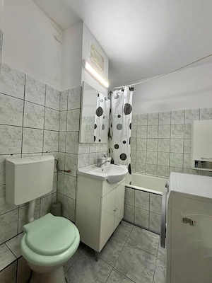 Apartament 2 camere, decomandat, etaj 3, zona Soarelui - imagine 9