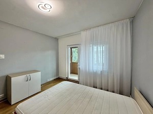 Apartament 2 camere, decomandat, mobilat si utilat, zona Soarelui - imagine 4