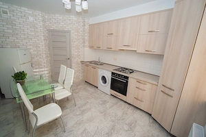 Apartament cu o camera de inchiriat in zona Spitalului Judetean 