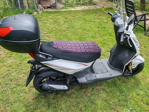 Vând scuter 49 cm marca shm orbit