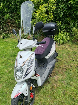 Vând scuter 49 cm marca shm orbit - imagine 5
