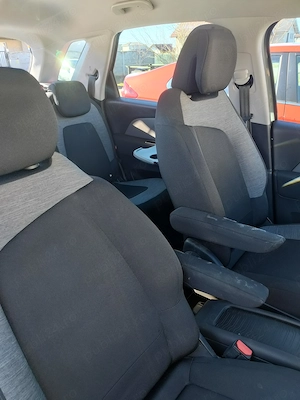 Vând Citroen C4 Picasso - imagine 18