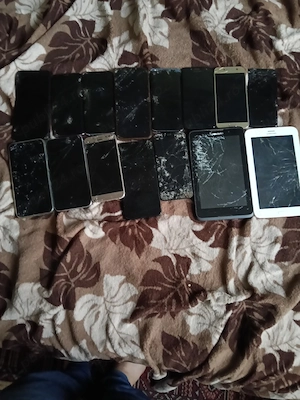 telefoane pt piese 