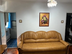 inchiriez apartament 2 camere 35 mp zona semiluna  - imagine 8