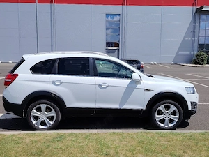 Vând Chevrolet Captiva 2014, 4x4, cutie manuală, 7 locuri - imagine 2