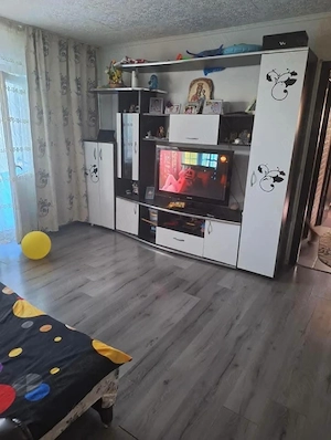 Vând ap cu doua camere  - imagine 4
