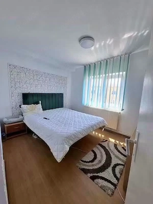 De vanzare apartament cu 2 camere si balcon, boxa, termopan Pret 35000euro - imagine 9