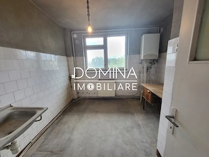 Vânzare apartament cu 3 camere, strada Garofiței, zona 1 Mai - imagine 6
