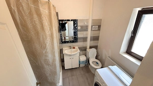 Inchiriere doua imobile in aceeasi curte, zona Popoveni-Craiova - imagine 9