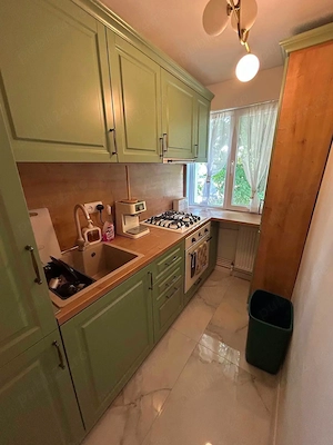De vanzare apartament cu 3 camere, lux, etajul2, renovat complet, mobilat 64000euro - imagine 10