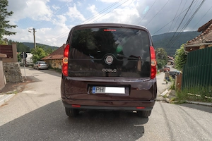 Fiat Doblo 1.4 Benzina, 5 locuri, 2011   Spatios si practic - imagine 4