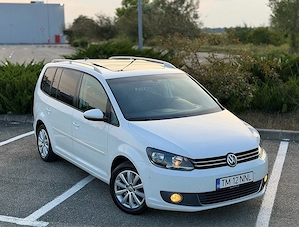 Volkswagen Touran 2.0 TDI 140 CP DSG | Panoramic | Piele | Park Assist | 2012 - imagine 2