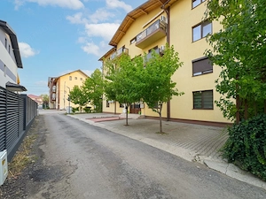 Garsoniera mobilata, utilata si cu loc de parcare.