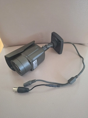 Camera video analogica de supraveghere pentru DVR