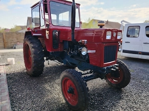 De vânzare TRACTOR UTB 650  - imagine 5