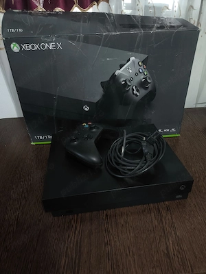 Xbox x , funcționează perfect.