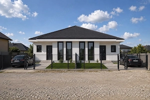Duplex pe parter Zona Foarte Buna- Toate utilitatile - 141.000 Euro