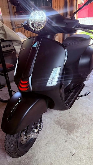 Piaggio Vespa GTS SuperSport 310 HPE - imagine 2