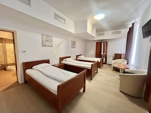Apartament cu 1 camera la vila ( bucatarie comuna ) | UTILITATI INCLUSE - imagine 3