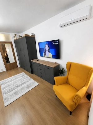 Garsonieră de închiriat   Titan   Costin Georgian   Proprietar