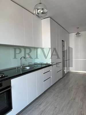 Apartament 3 camere, 65 mp, etaj 4, Campeador/Vox - imagine 5