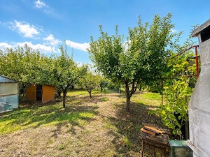 Casă renovată cu teren de 938 mp, garaj și anexă – Valu lui Traian - imagine 2