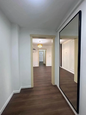 De vanzare apartament cu 2 camere si balcon, spatios, renovat in 2 euro - imagine 11
