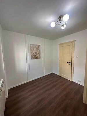 De vanzare apartament cu 2 camere si balcon, spatios, renovat in 2 euro - imagine 9