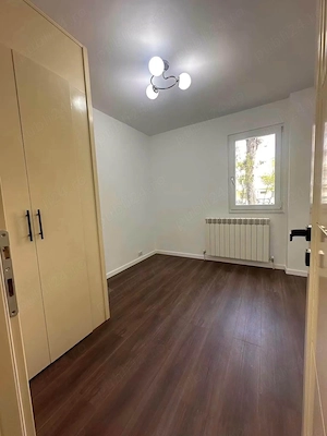 De vanzare apartament cu 2 camere si balcon, spatios, renovat in 2 euro - imagine 6
