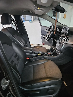 Vand Mercedes-Benz GLA 200 - imagine 9