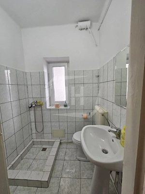 Apartament 2 camere in Centru -Piata  Mihai Viteazu - imagine 4