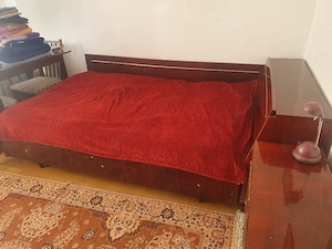 vindem  mobilă  dormitor folosită 