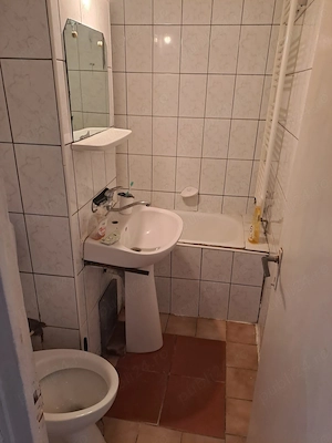 Garsoniera de inchirat Baia Mare Str Melodiei Nr 3  - imagine 4