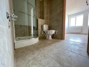 4 Camere Terasa Generoasa -Zona Linistita - imagine 4