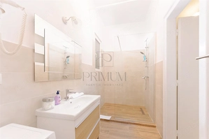 CENTRAL - 3 CAM - SPATIOS - 3 BAI - RENOVAT - COMPARTIMENTAT INTELIGENT - ZONA SUPERBA - imagine 10