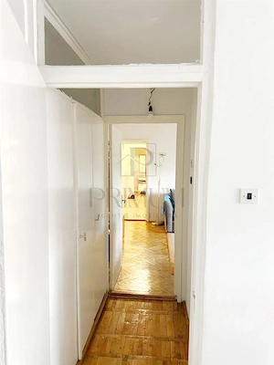 GIROCULUI - 3 CAM - ETAJ 2 - BLOC ANVELOPAT - 2BAI - SPATIOS - ZONA LINISTITA - imagine 12
