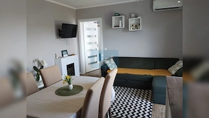 Apartament cu 3 camere de vânzare, Mărăști - imagine 2