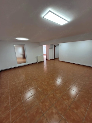 Proprietar inchiriez birou 90 mp - imagine 8