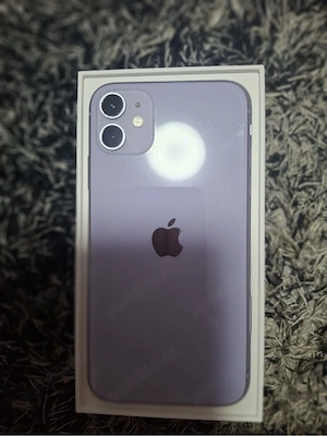 Vând Iphone 11