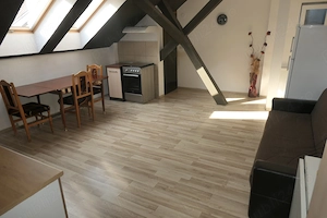 Apartament 3 camere la casă, zona Podgoria, et. 2 (mansardă) - imagine 10