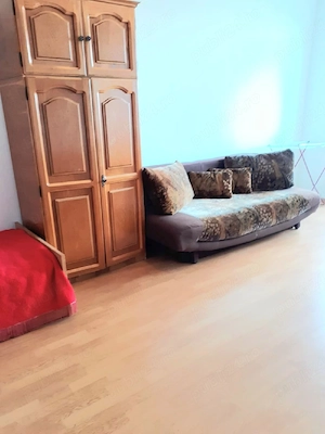 disponibil,chirei ap 1 cam 44 mp zona str Vanatorului et 1 4 ,400 eur - imagine 2