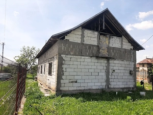 Vând casă in Oarja  - imagine 4