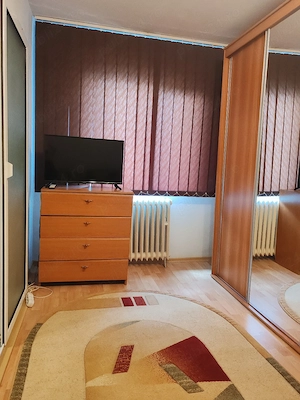 Închiriere apartament - imagine 2