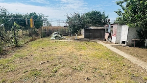 Casă de vânzare în Fetești-Gară   Zonă liniștită, lângă parc (500 mp teren + solar) - imagine 5
