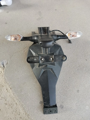 Kawasaki versys 650, aripă spate 